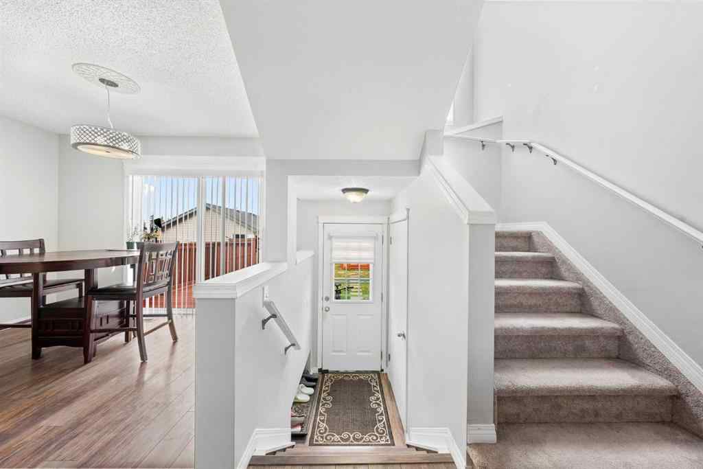 MLS® A2264178 - 527 Prestwick Circle SE in McKenzie Towne Calgary, Residential