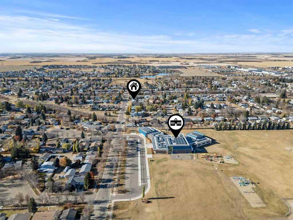 MLS® A2264180 - 6406 43 Avenue  in Marler Camrose, Residential