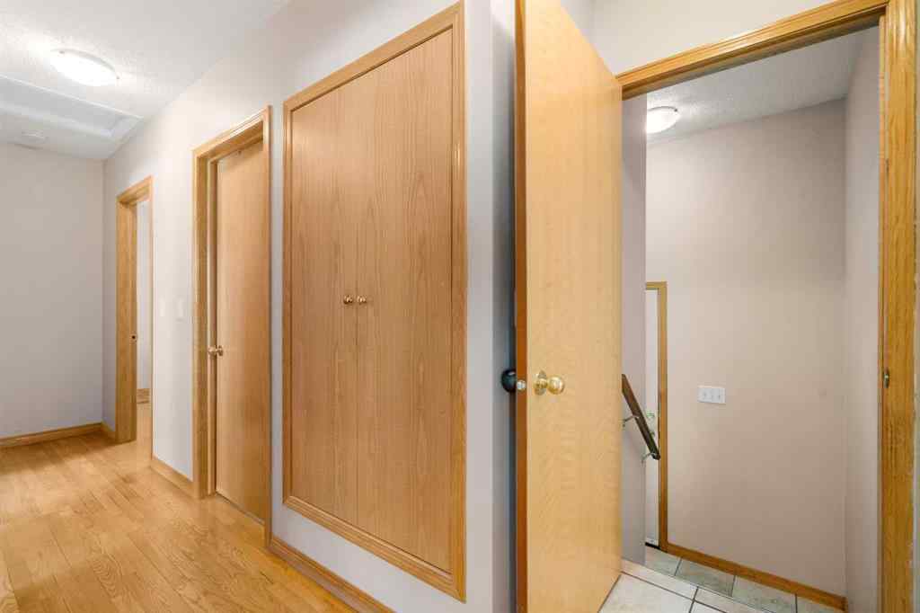 MLS® A2264182 - 703 47 Street SE in Forest Heights Calgary, Residential