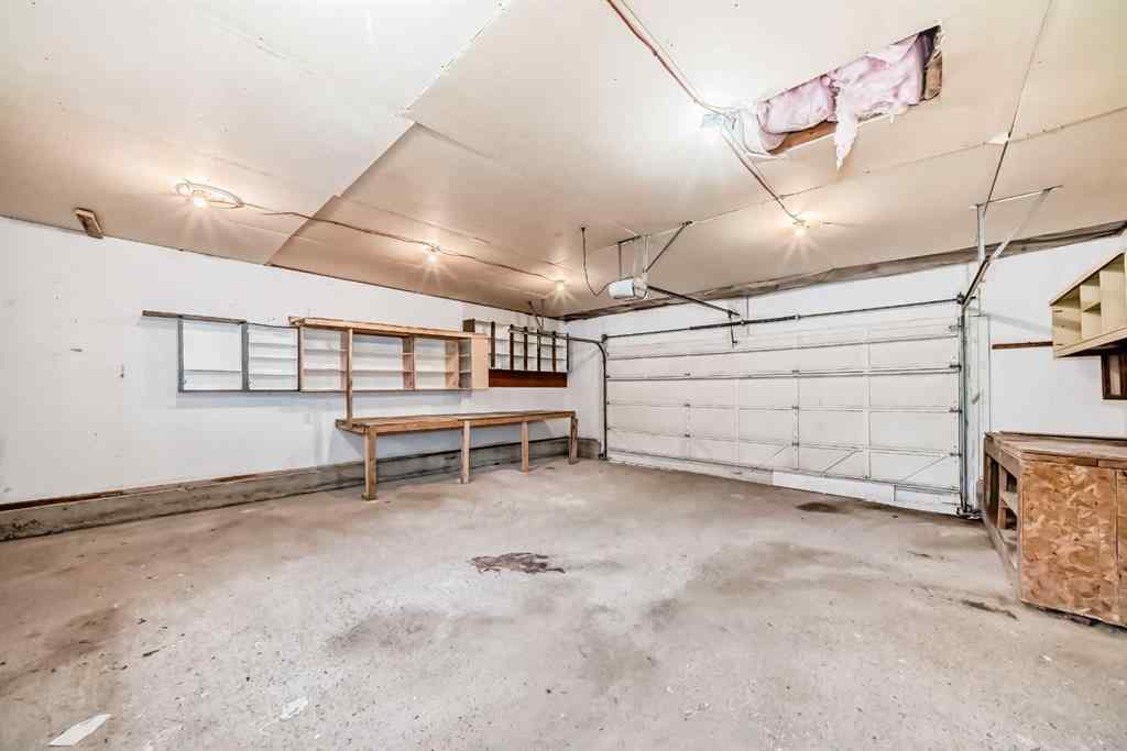 MLS® A2264185 - 3224 41 Street SE in Dover Calgary, Residential