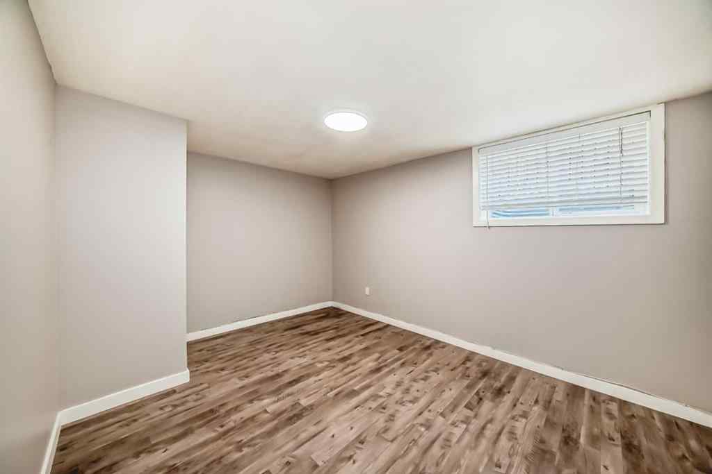 MLS® A2264185 - 3224 41 Street SE in Dover Calgary, Residential