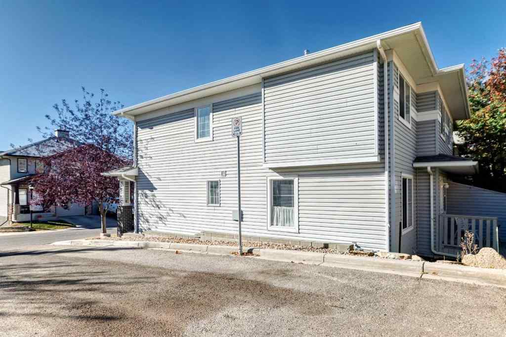 MLS® A2264186 - 95 Hidden Creek Rise NW in Hidden Valley Calgary, Residential