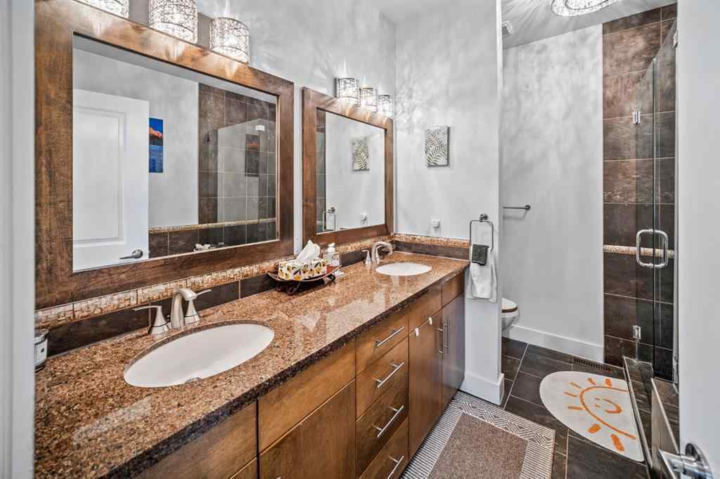 MLS® A2264187 - 528 31 Street NW in Parkdale Calgary, Residential