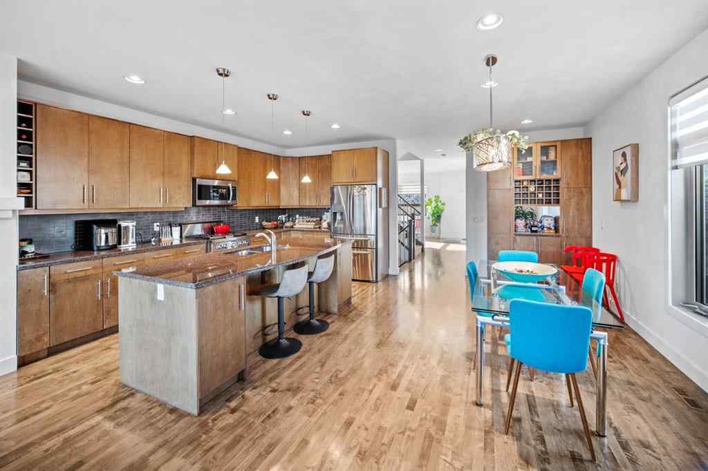 MLS® A2264187 - 528 31 Street NW in Parkdale Calgary, Residential