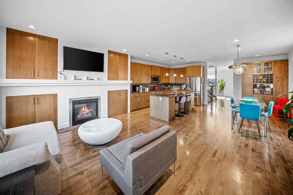 MLS® A2264187 - 528 31 Street NW in Parkdale Calgary, Residential