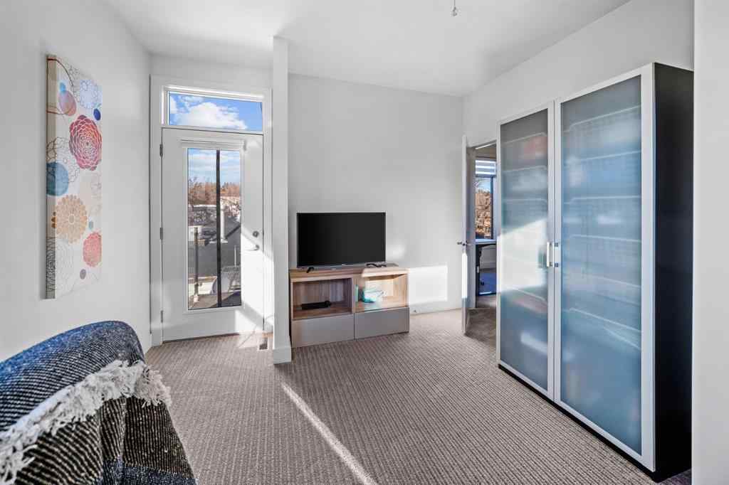 MLS® A2264187 - 528 31 Street NW in Parkdale Calgary, Residential