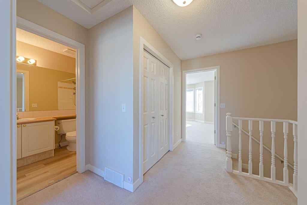 MLS® A2264188 - 19 Sandarac Road NW in Sandstone Valley Calgary, Residential