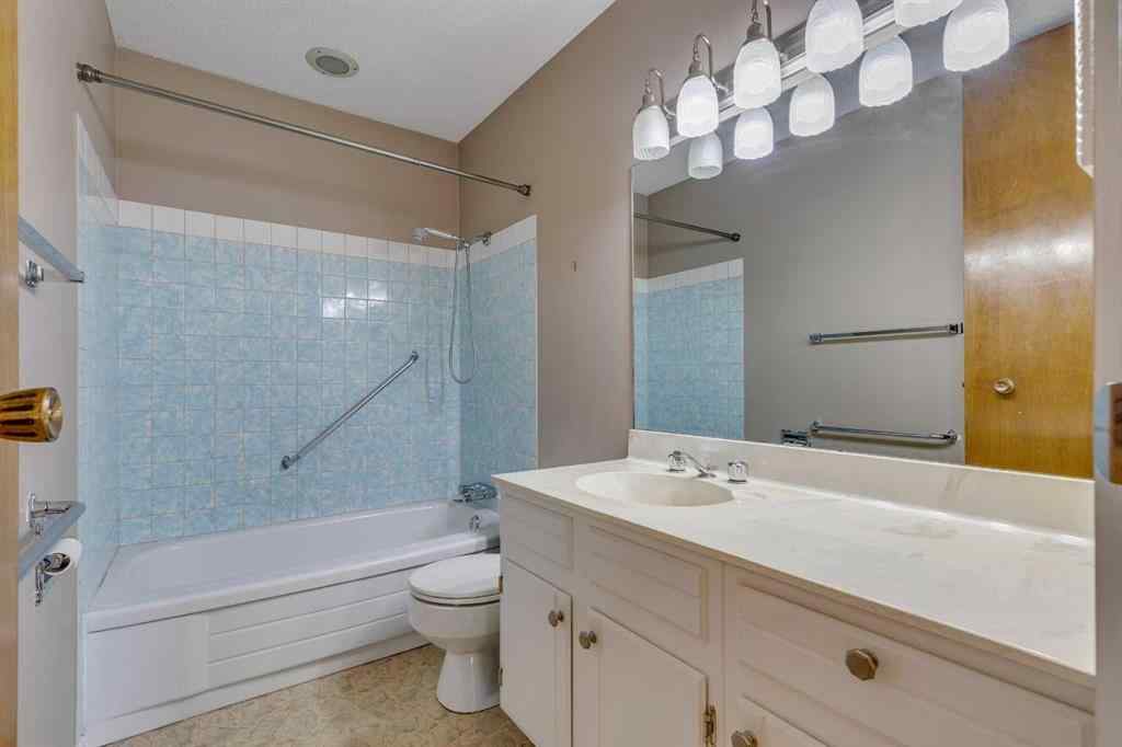 MLS® A2264190 - 1257 Varsity Estates Road NW in Varsity Calgary, Residential