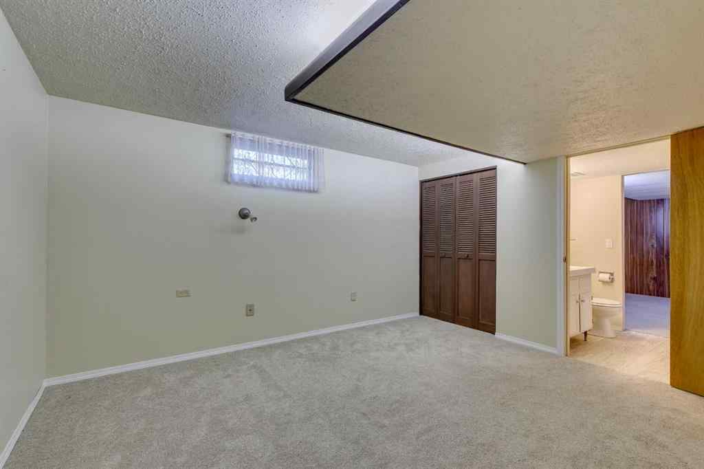 MLS® A2264190 - 1257 Varsity Estates Road NW in Varsity Calgary, Residential