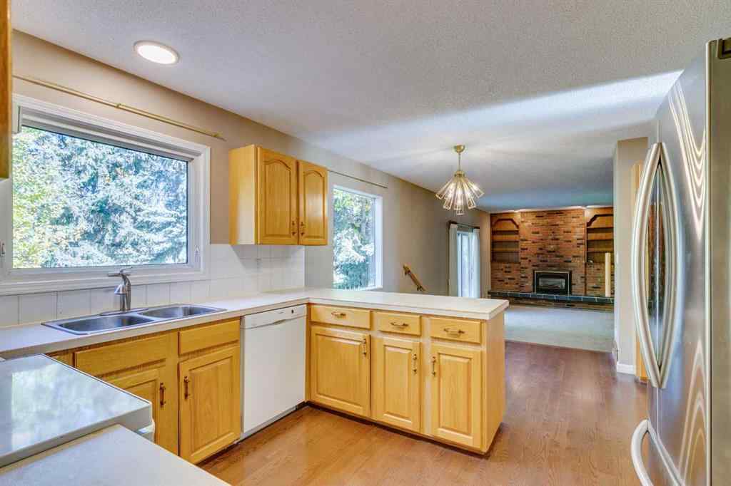 MLS® A2264190 - 1257 Varsity Estates Road NW in Varsity Calgary, Residential