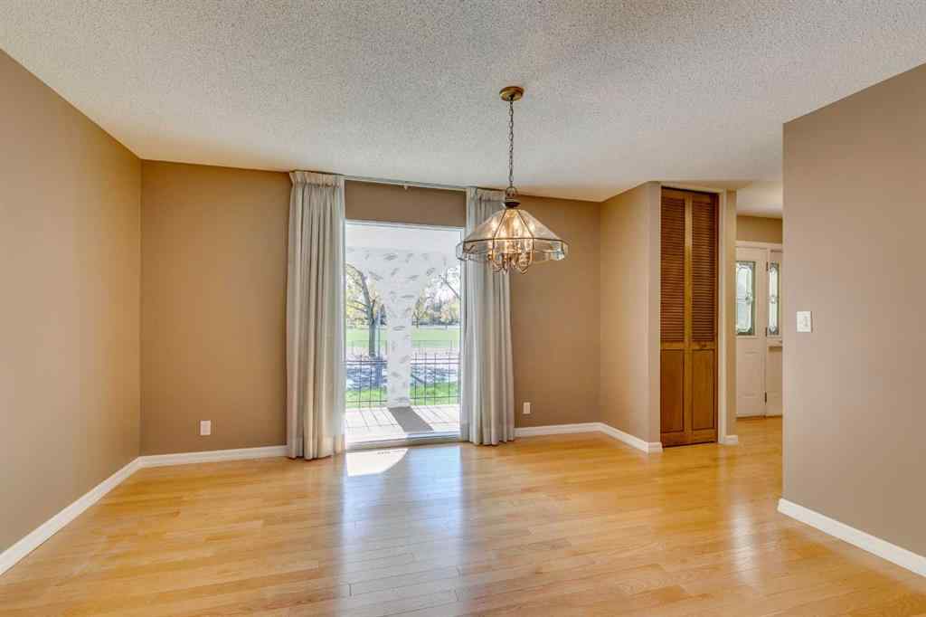 MLS® A2264190 - 1257 Varsity Estates Road NW in Varsity Calgary, Residential