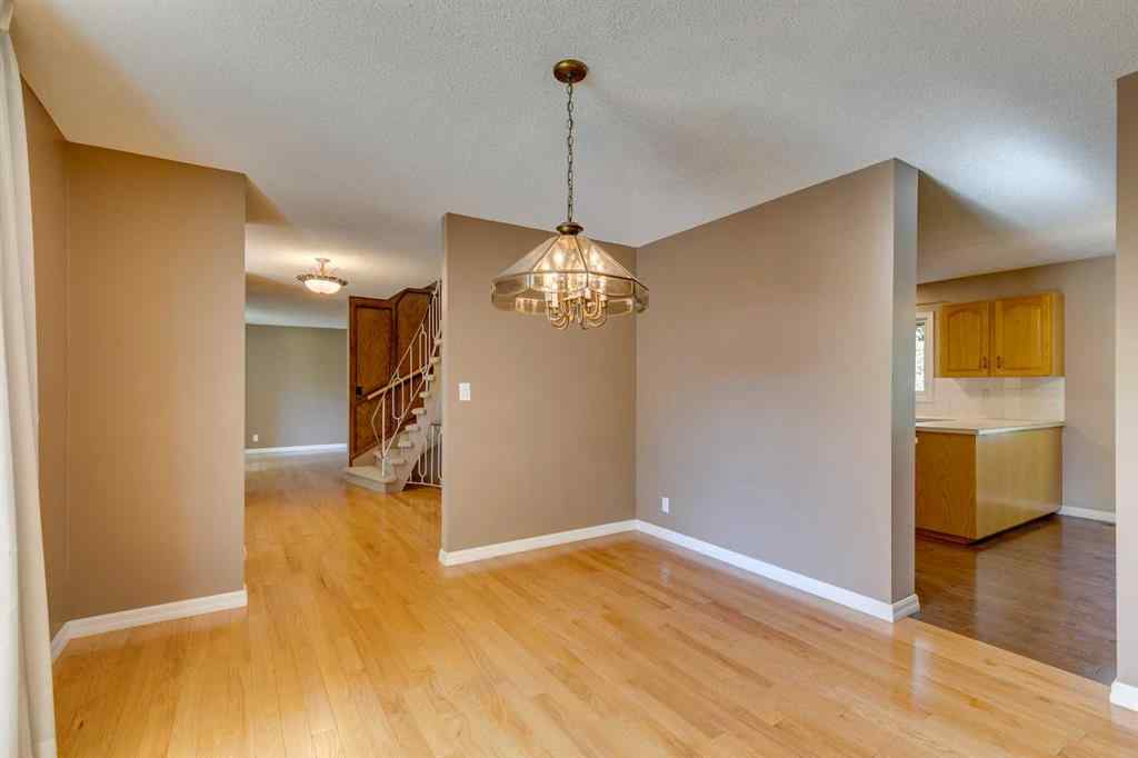 MLS® A2264190 - 1257 Varsity Estates Road NW in Varsity Calgary, Residential