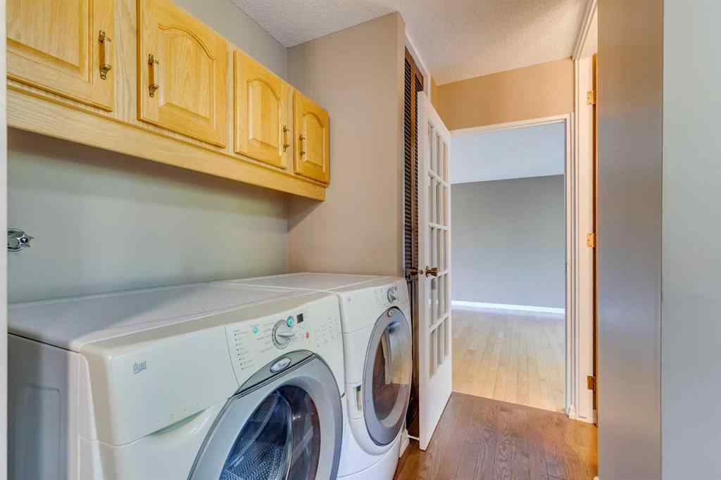 MLS® A2264190 - 1257 Varsity Estates Road NW in Varsity Calgary, Residential