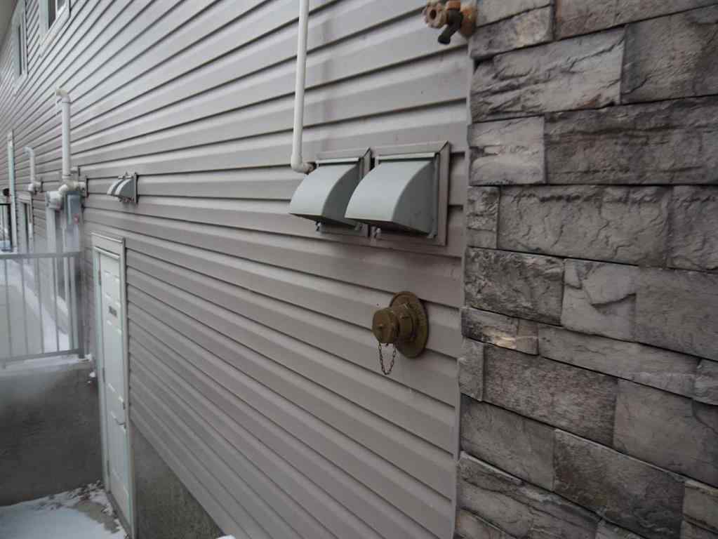 MLS® A2264193 - Unit #1 5917 51 Avenue  in Riverside Meadows Red Deer, Multi-Family