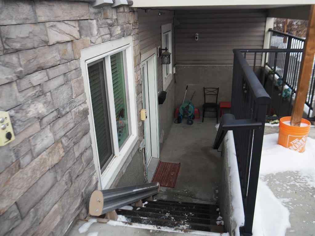 MLS® A2264193 - Unit #1 5917 51 Avenue  in Riverside Meadows Red Deer, Multi-Family