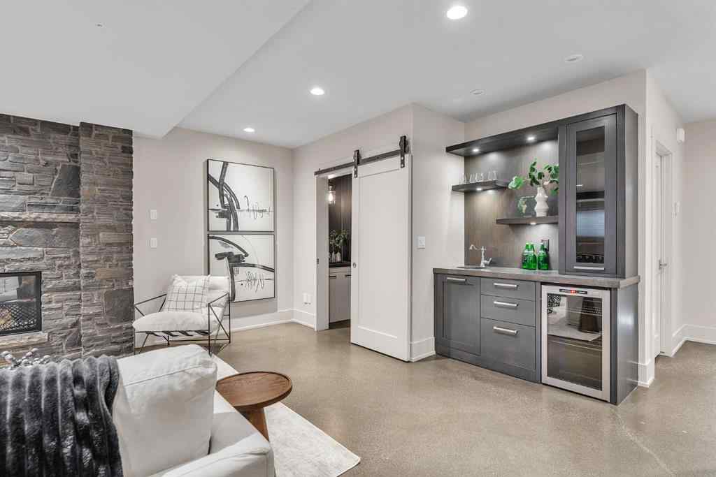 MLS® A2264194 - 625 Britannia Drive SW in Elboya Calgary, Residential