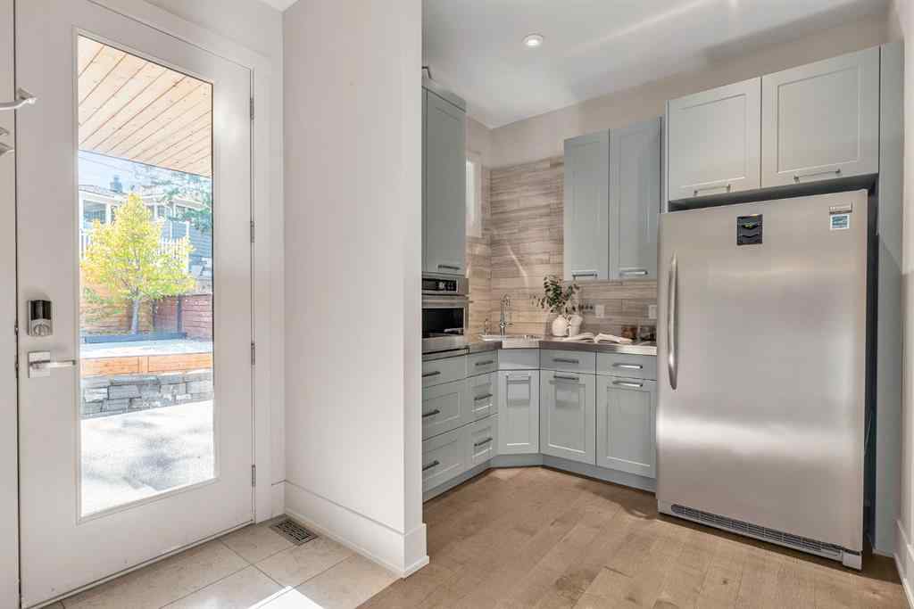 MLS® A2264194 - 625 Britannia Drive SW in Elboya Calgary, Residential