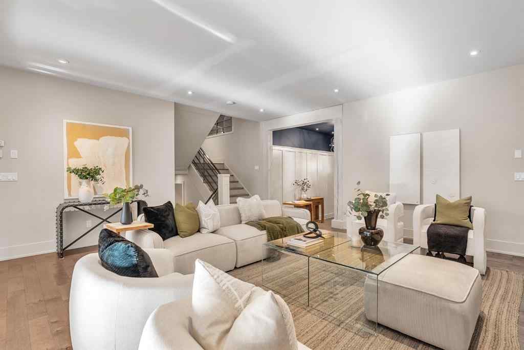 MLS® A2264194 - 625 Britannia Drive SW in Elboya Calgary, Residential