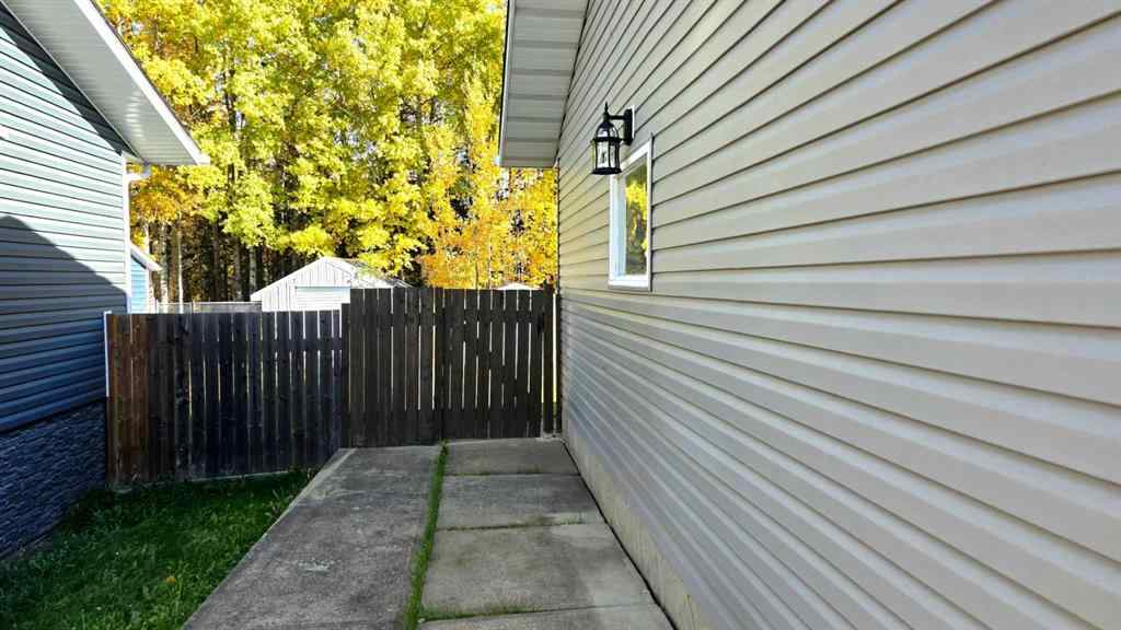 MLS® A2264198 - 600 Hammond Drive  in NONE Fox Creek, Residential