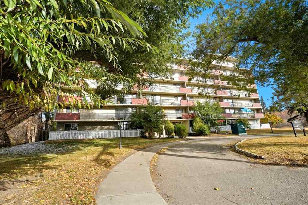 MLS® A2264199 - Unit #306 4700 55 Street  in Downtown Red Deer Red Deer, Residential