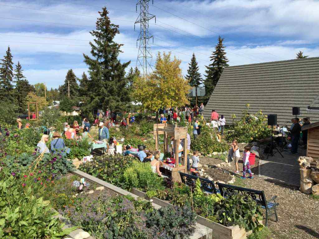 MLS® A2264201 - 4736 Worcester Drive SW in Wildwood Calgary, Residential