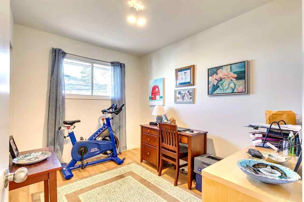 MLS® A2264201 - 4736 Worcester Drive SW in Wildwood Calgary, Residential