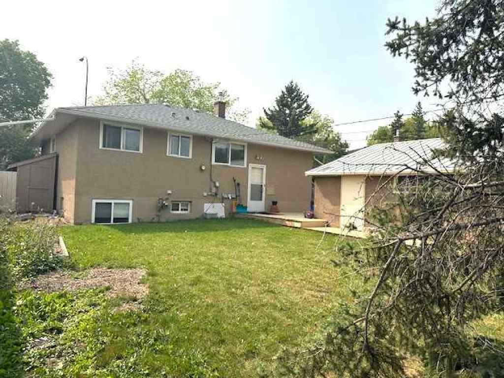 MLS® A2264201 - 4736 Worcester Drive SW in Wildwood Calgary, Residential