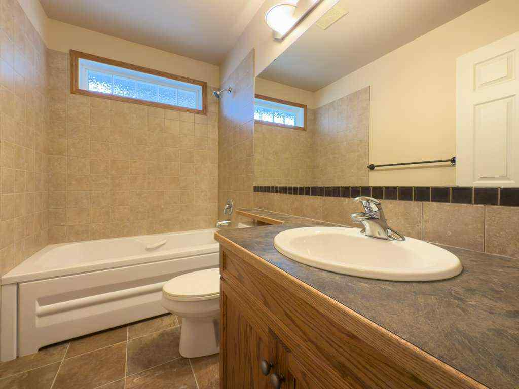 MLS® A2264203 - 4412 58 Street Close   in Creekside Rocky Mountain House, Residential