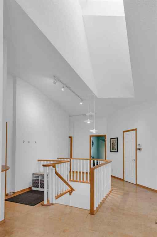 MLS® A2264204 - 4 Christie Gardens SW in Christie Park Calgary, Residential