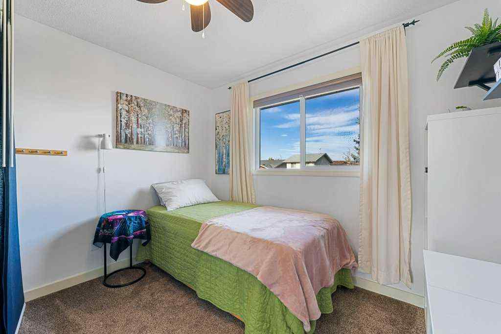 MLS® A2264207 - 56 Shawmeadows Close SW in Shawnessy Calgary, Residential