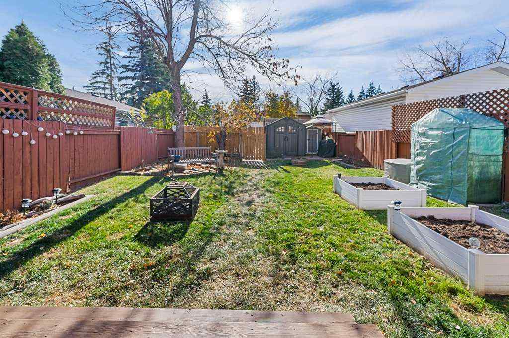 MLS® A2264207 - 56 Shawmeadows Close SW in Shawnessy Calgary, Residential