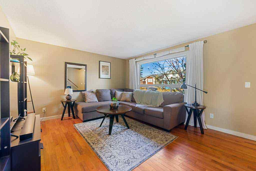 MLS® A2264207 - 56 Shawmeadows Close SW in Shawnessy Calgary, Residential