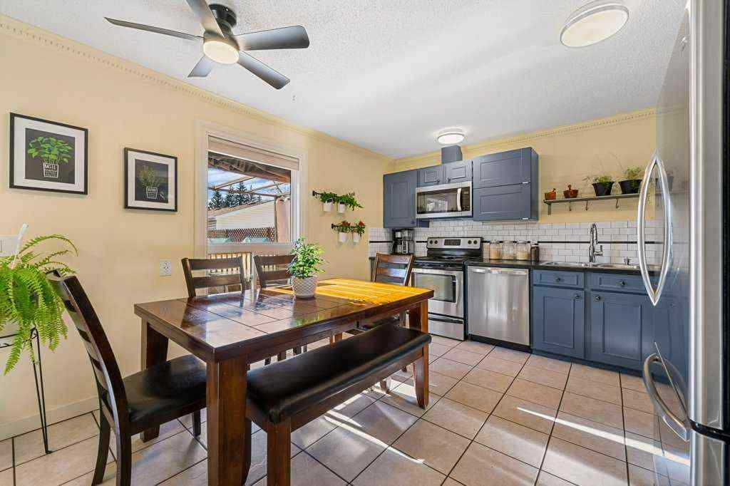 MLS® A2264207 - 56 Shawmeadows Close SW in Shawnessy Calgary, Residential