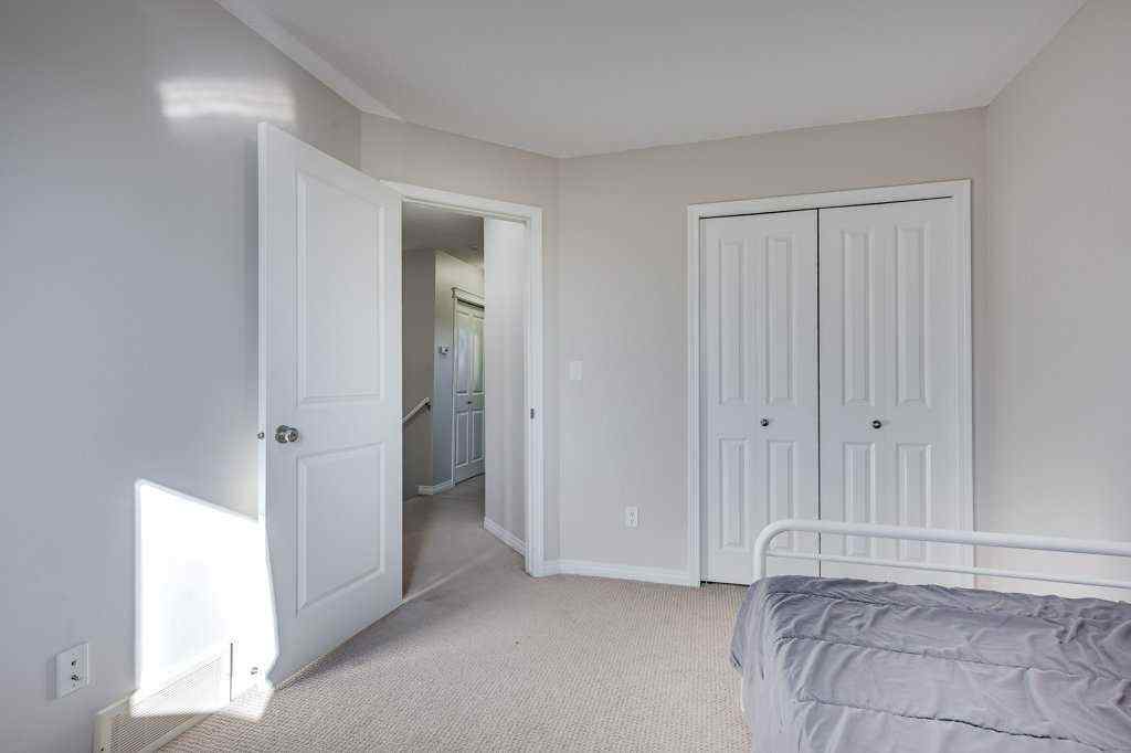 MLS® A2264212 - Unit #111 50 Lucky Place  in Lakeway Landing Sylvan Lake, Residential