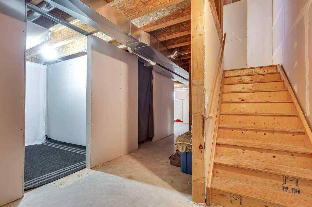 MLS® A2264212 - Unit #111 50 Lucky Place  in Lakeway Landing Sylvan Lake, Residential