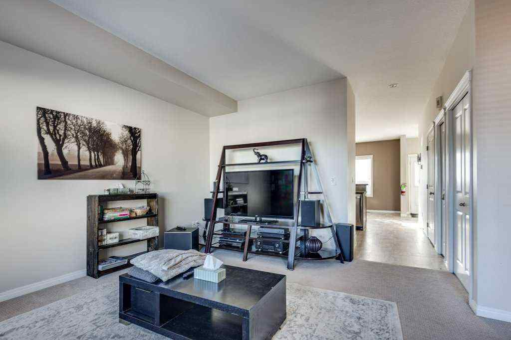 MLS® A2264212 - Unit #111 50 Lucky Place  in Lakeway Landing Sylvan Lake, Residential