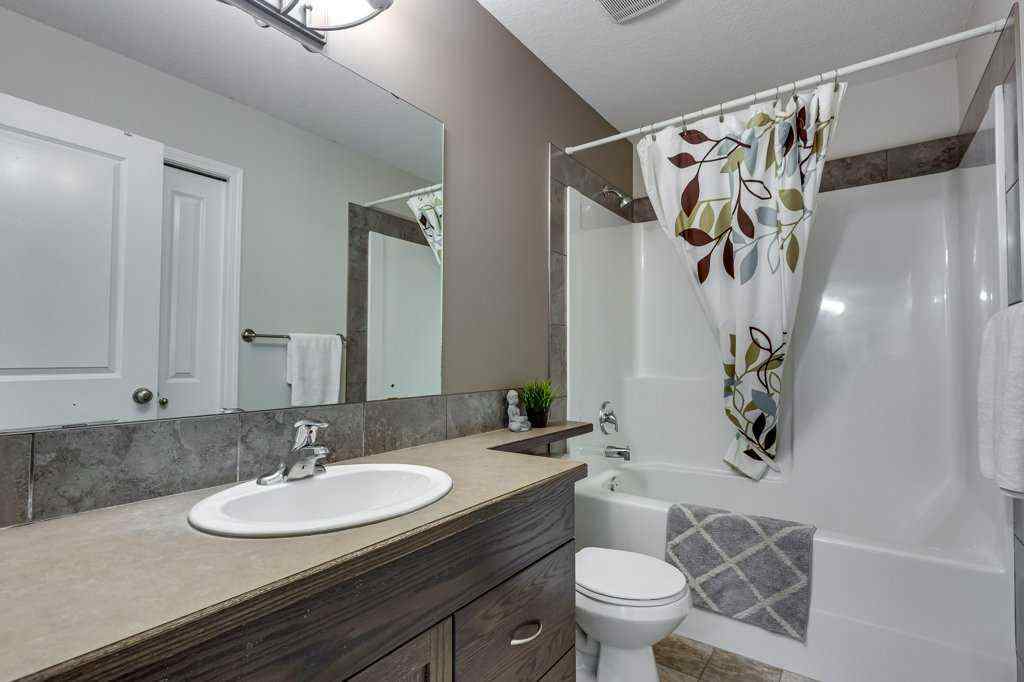 MLS® A2264212 - Unit #111 50 Lucky Place  in Lakeway Landing Sylvan Lake, Residential
