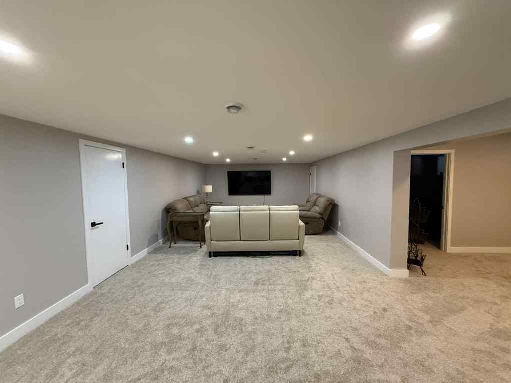 MLS® A2264223 - 1236 40 Avenue N in Legacy Ridge / Hardieville Lethbridge, Residential