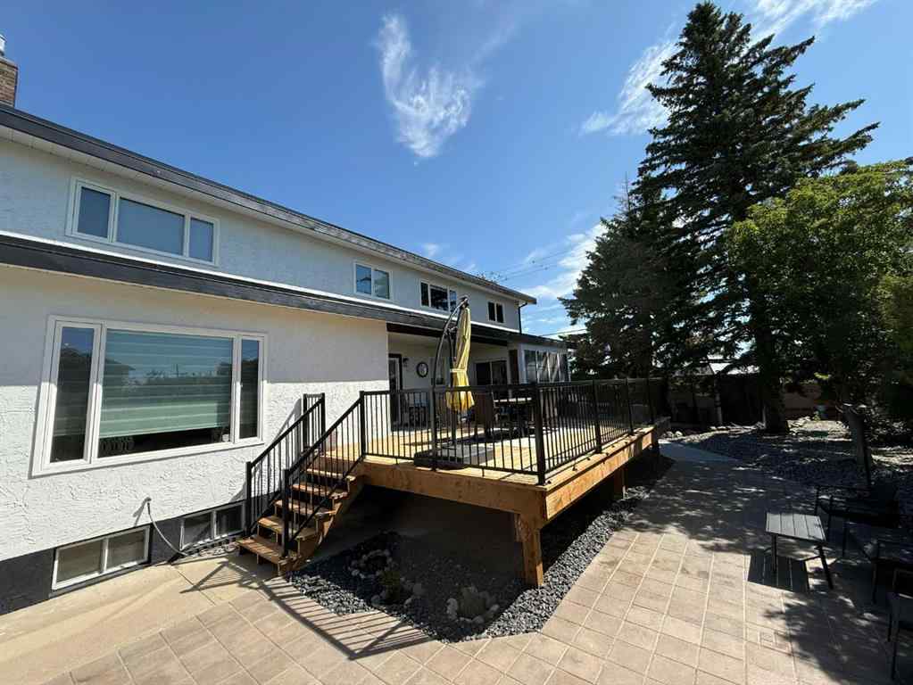 MLS® A2264223 - 1236 40 Avenue N in Legacy Ridge / Hardieville Lethbridge, Residential