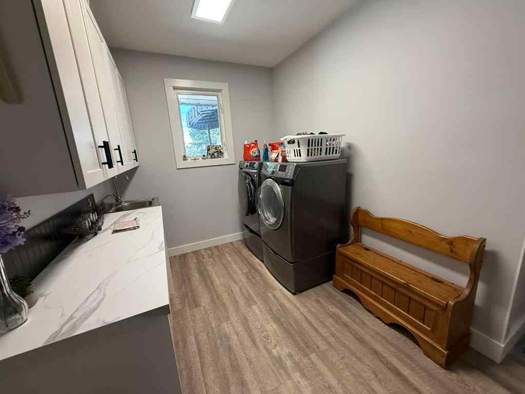 MLS® A2264223 - 1236 40 Avenue N in Legacy Ridge / Hardieville Lethbridge, Residential