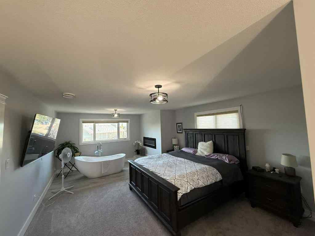 MLS® A2264223 - 1236 40 Avenue N in Legacy Ridge / Hardieville Lethbridge, Residential