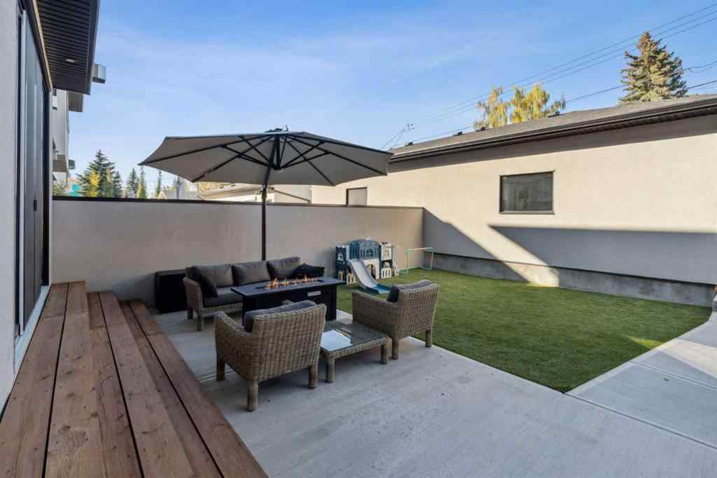 MLS® A2264225 - 2801 43 Street SW in Glenbrook Calgary, Residential