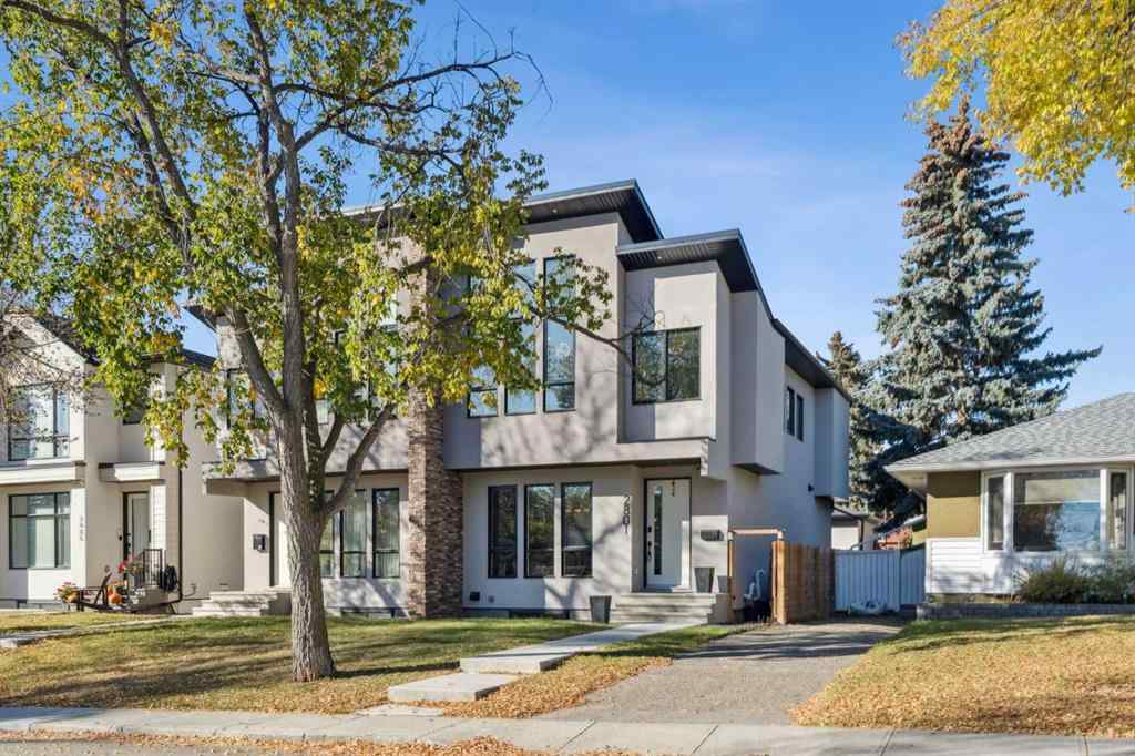 MLS® A2264225 - 2801 43 Street SW in Glenbrook Calgary, Residential