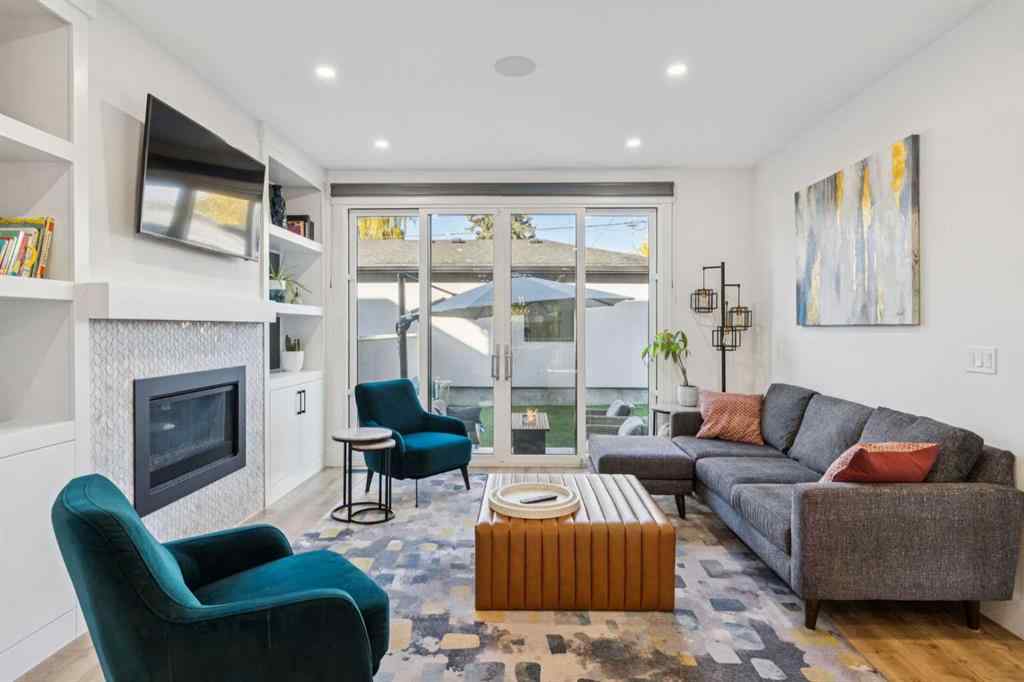 MLS® A2264225 - 2801 43 Street SW in Glenbrook Calgary, Residential