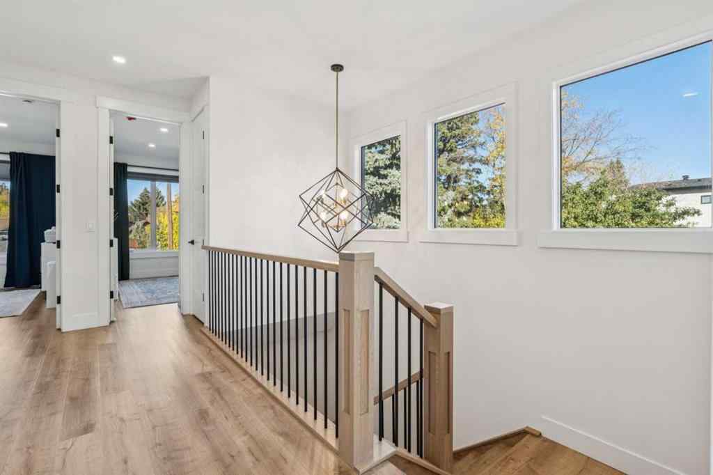 MLS® A2264225 - 2801 43 Street SW in Glenbrook Calgary, Residential