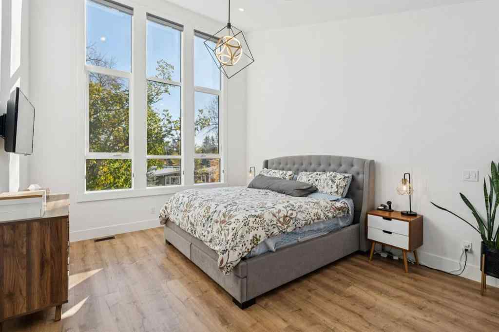 MLS® A2264225 - 2801 43 Street SW in Glenbrook Calgary, Residential