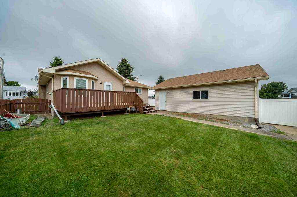 MLS® A2264226 - 83 Stapeford Crescent SE in SE Southridge Medicine Hat, Residential