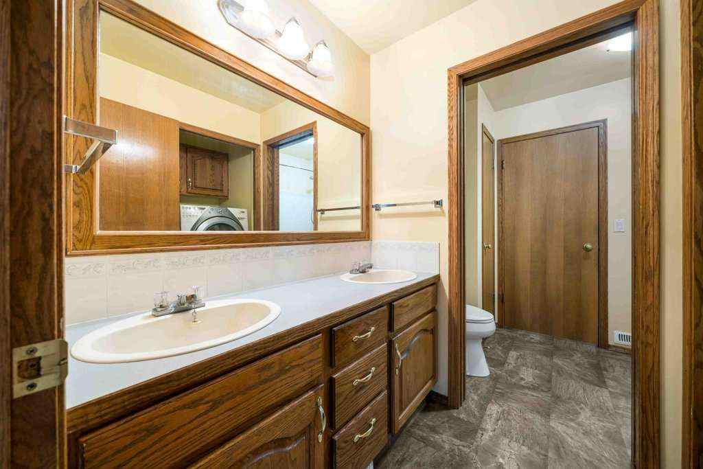 MLS® A2264226 - 83 Stapeford Crescent SE in SE Southridge Medicine Hat, Residential