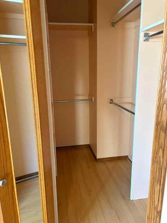 MLS® A2264226 - 83 Stapeford Crescent SE in SE Southridge Medicine Hat, Residential