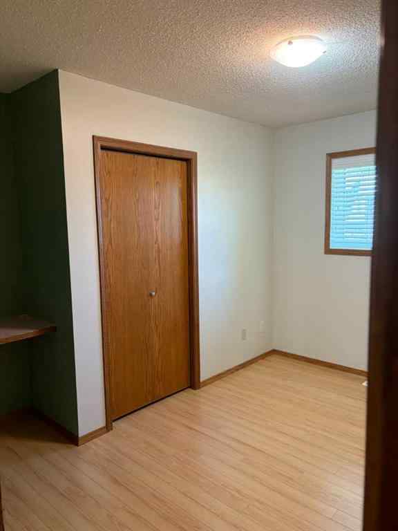 MLS® A2264226 - 83 Stapeford Crescent SE in SE Southridge Medicine Hat, Residential